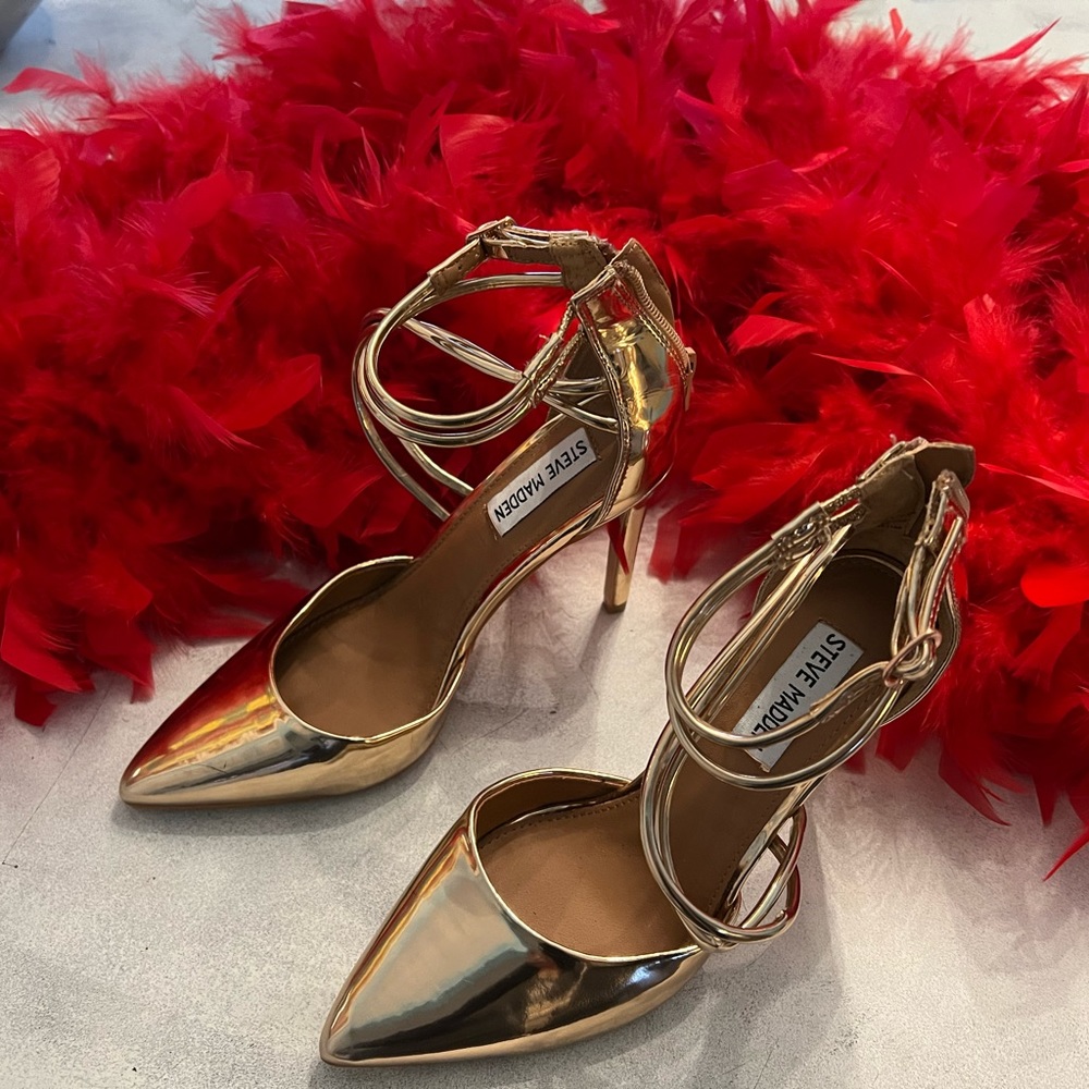 Steve Madden Metallic Pumps 7.5 Lightly worn